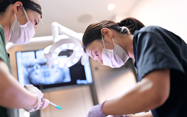 インプラント手術